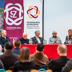 Okrugli stol "Vjera, znanost i umjetnost u suvremenom društvu" održan u Karlovcu